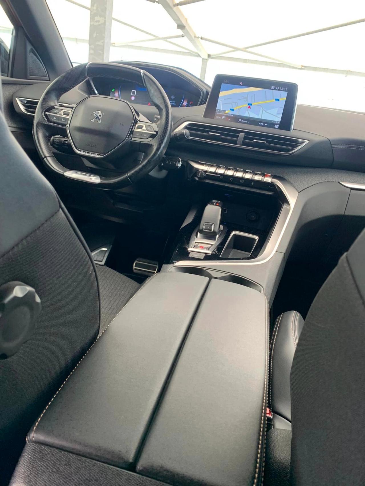 Peugeot 3008 130 S&S EAT8 GT Line uniprò