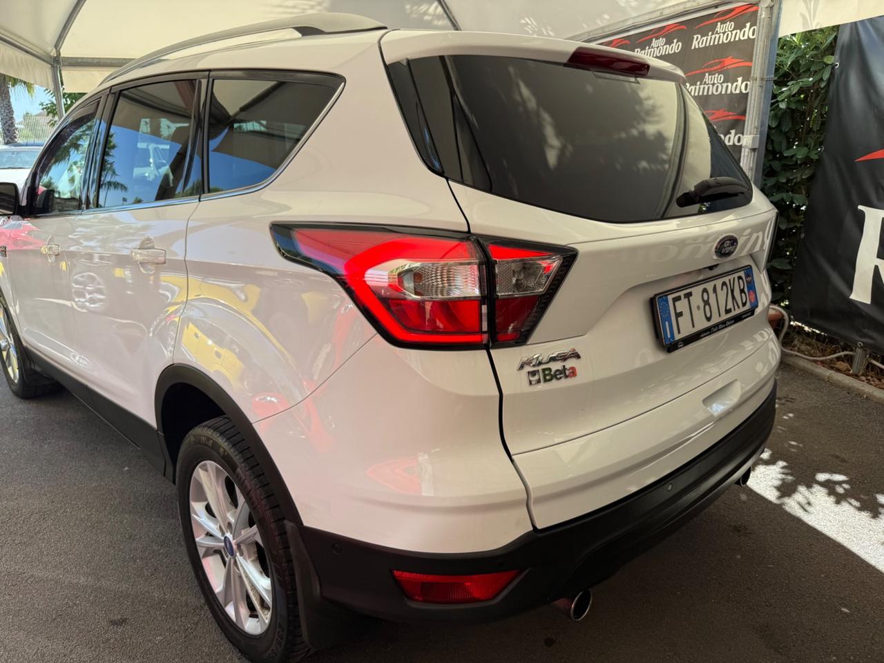 Ford Kuga 1.5 TDCI 120 CV S&S 2WD Powershift Edition