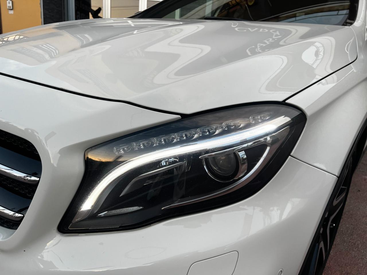 M-Benz GLA 220 CDI 4Matic Premium- AMG-TETTO- FULL