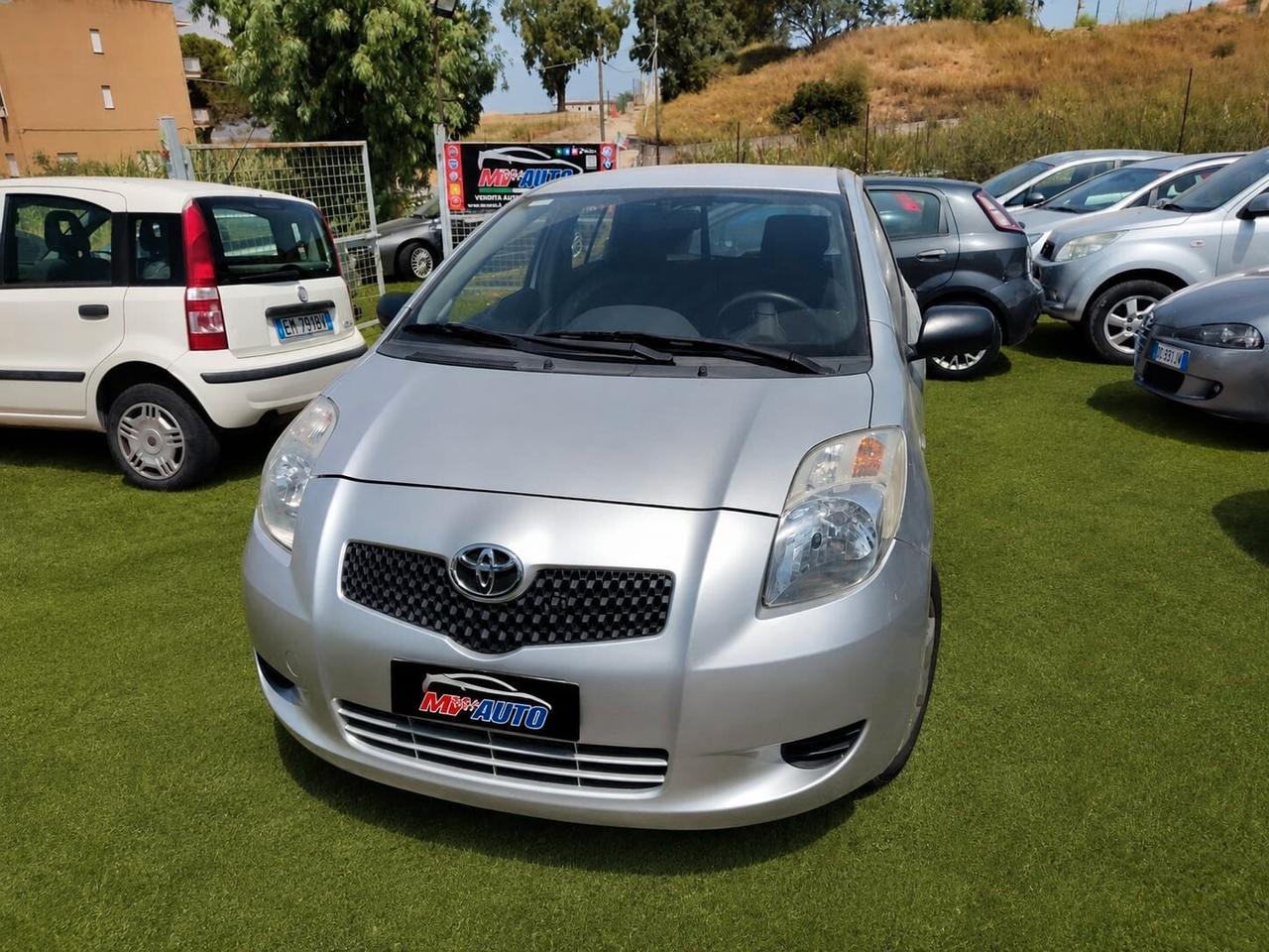 Toyota Yaris 1.0 5P Doppia Occasione da MV Auto!