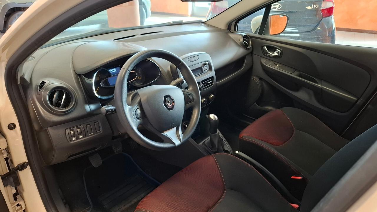 Renault Clio 1.2 75CV 5 porte Wave