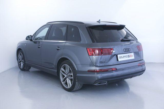 AUDI Q7 50 MHD quattro tiptronic S-Line Plus 7 Posti