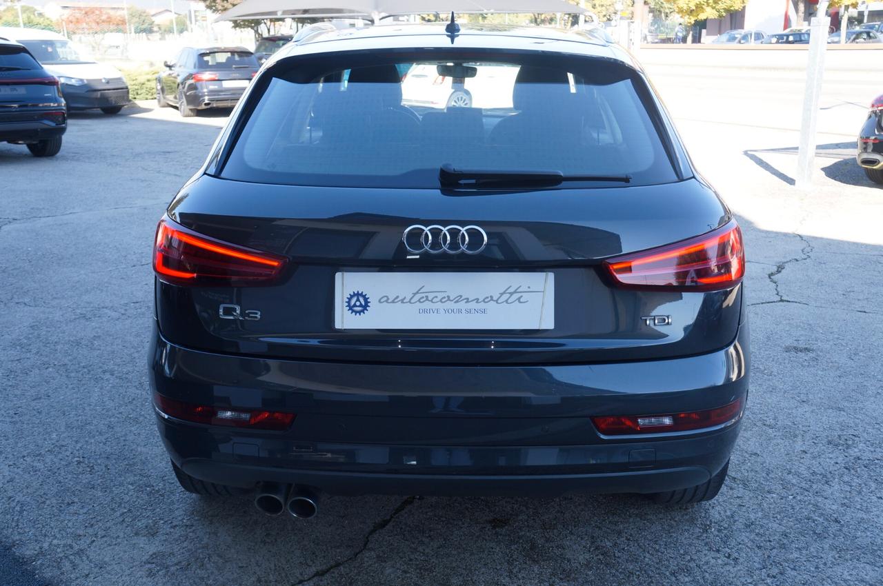 Audi Q3 2.0 TDI 120 CV Business
