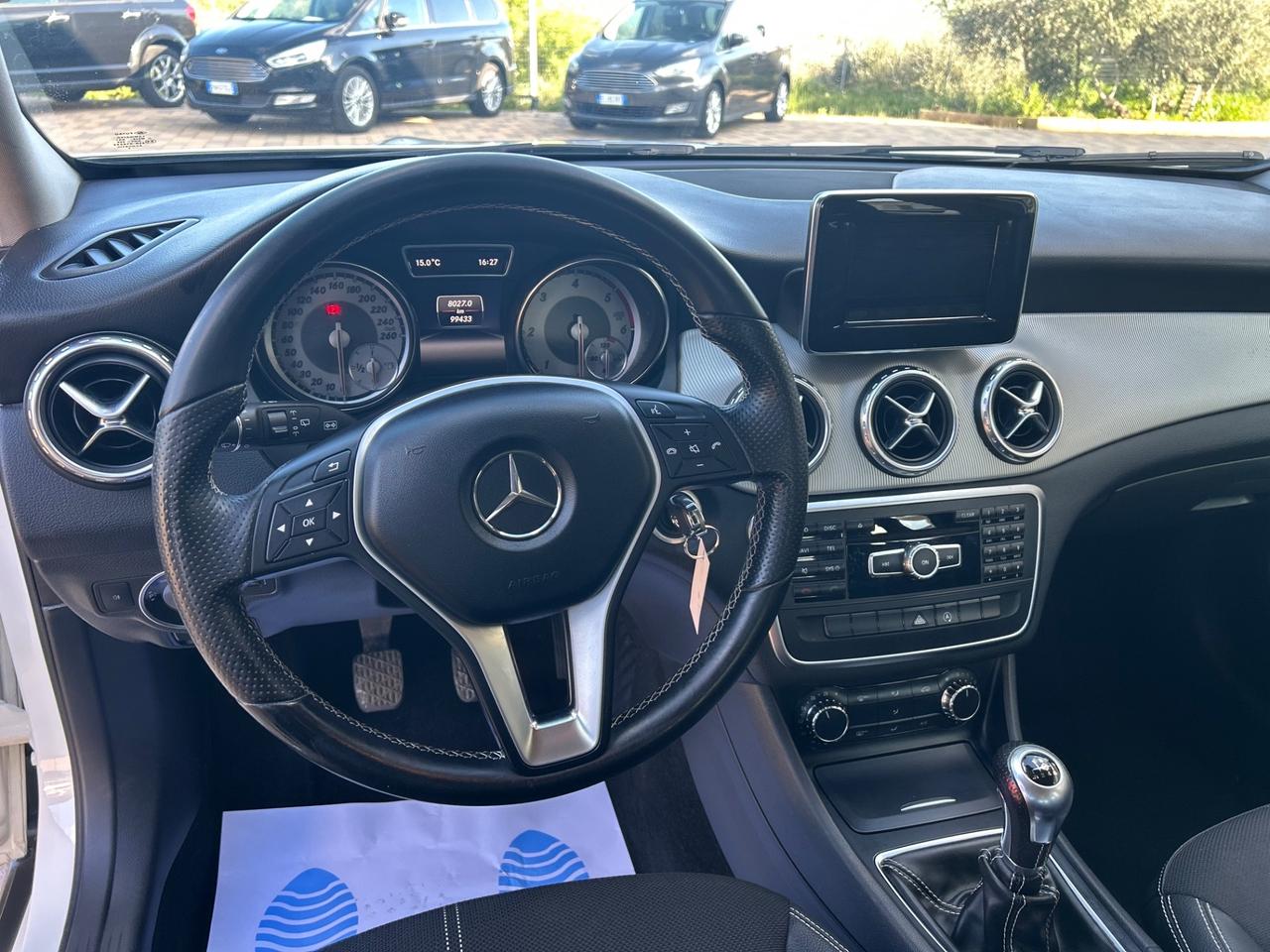 Mercedes-benz GLA 180 d Sport