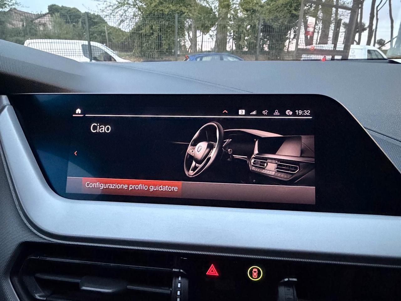 Bmw 116 116d 5p. Advantage