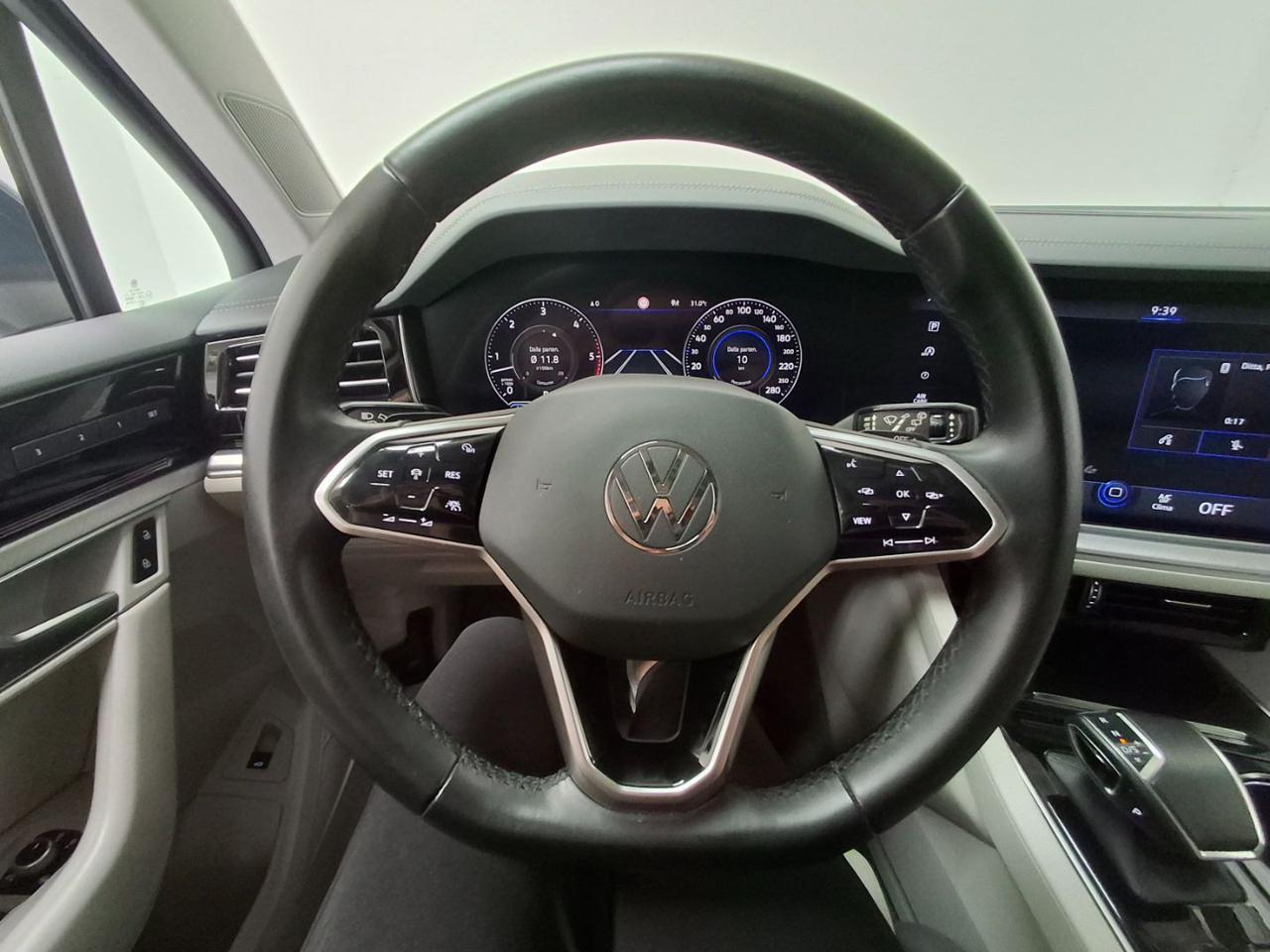 VOLKSWAGEN Touareg 3ª serie Touareg 3.0 V6 TDI...