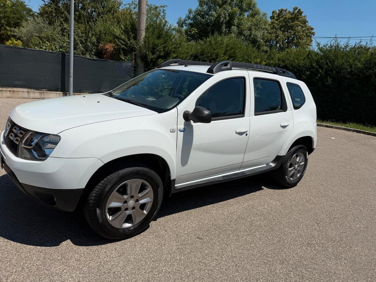 Dacia Duster 1.5 dci - NEOP. - NAV. - 12 MESI DI GARANZIA -