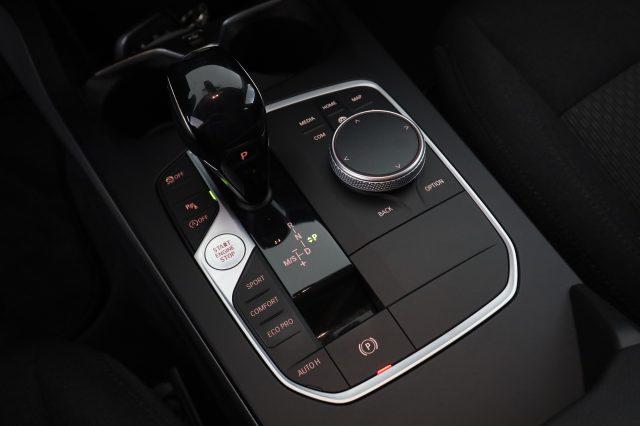 BMW 118 Serie 1 i 5p. Advantage
