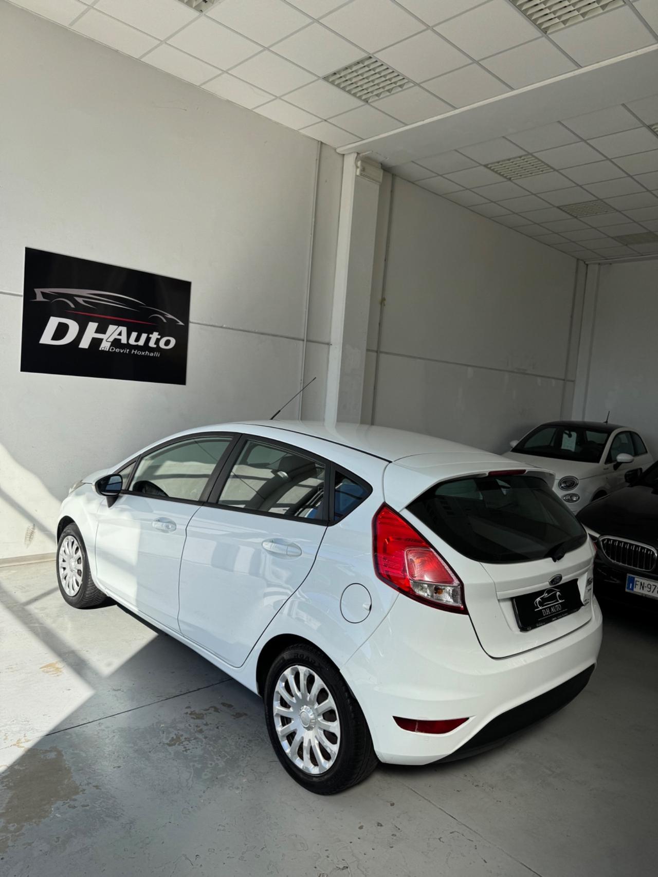 Ford Fiesta 1.5 TDCi 75CV 5 porte Titanium