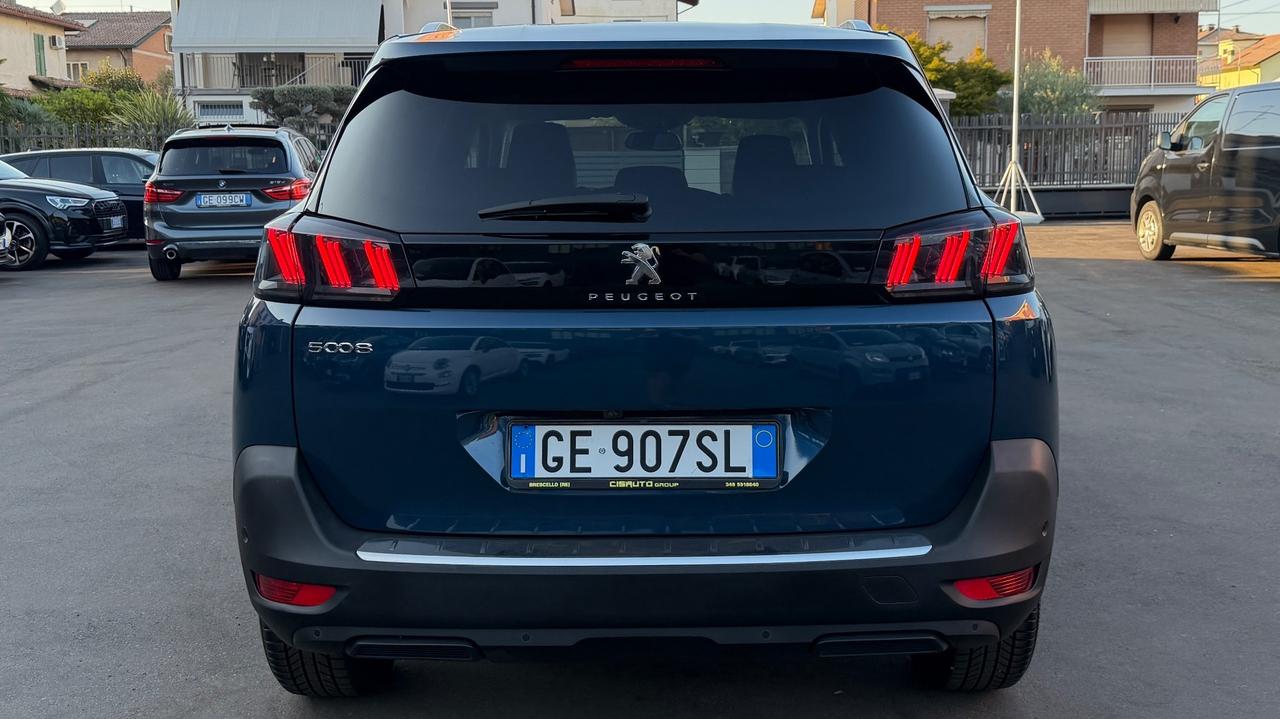 PEUGEOT 5008 1.5 ALLURE 131CV - SETTE POSTI, FULL LED, NEOPATENTATI