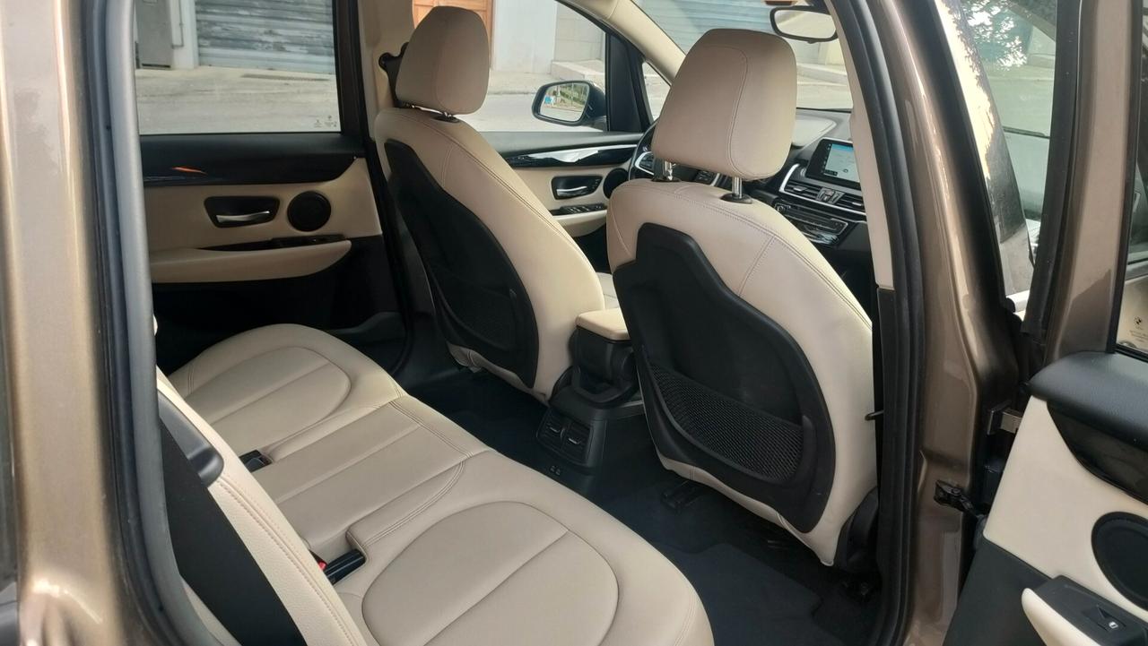 Bmw 2er Active Tourer 216d GRAN Business