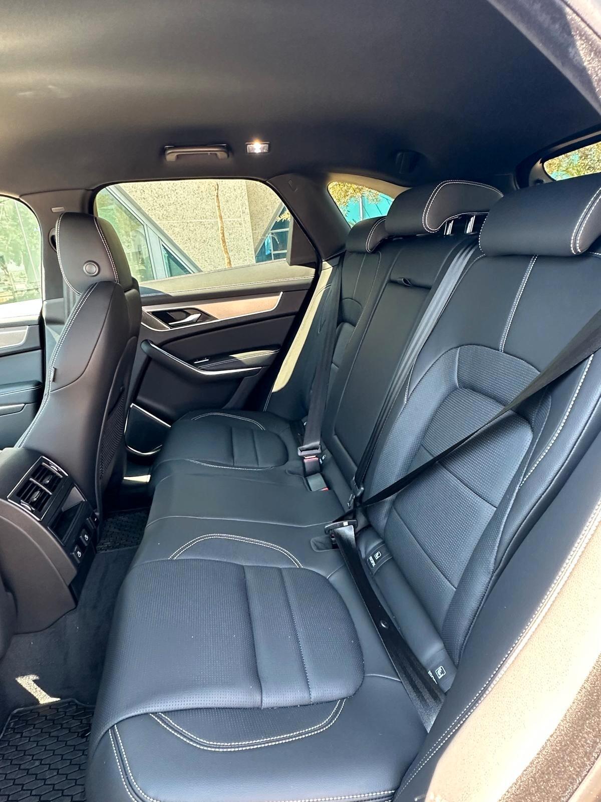 Jaguar F-Pace 2.0 D 163 CV AWD aut. R-Dynamic S - possibilità noleggio noscoring