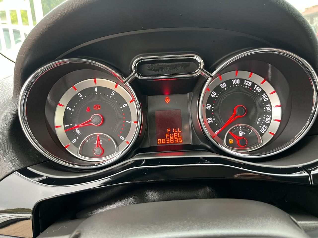 Opel Adam 1.2 70 CV 2015