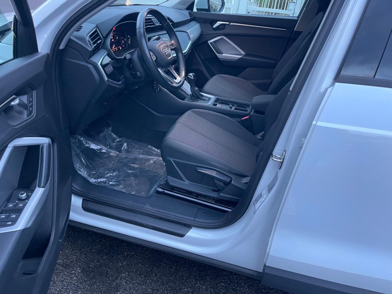 Audi Q3 35 TDI S tronic Business Advanced KM CERTIFICATI!