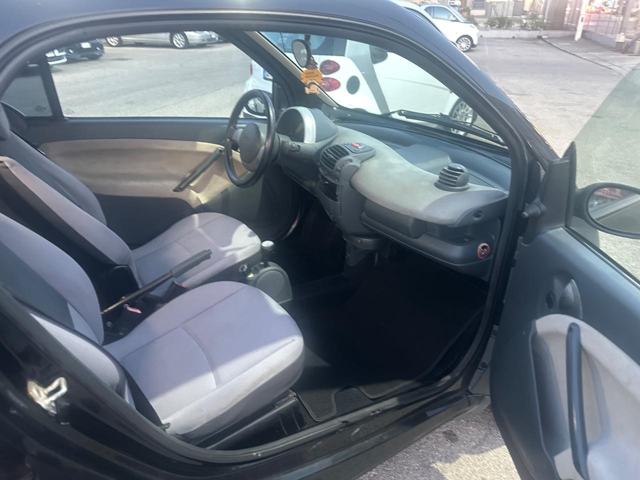 Smart ForTwo 700 coupé pure (37 kW)