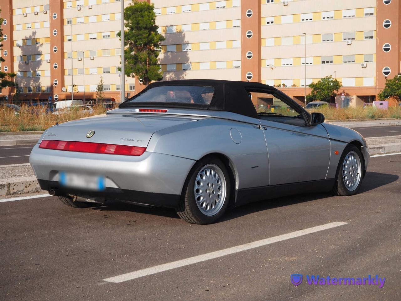 Alfa Romeo Spider 2.0 Twin Spark 16V