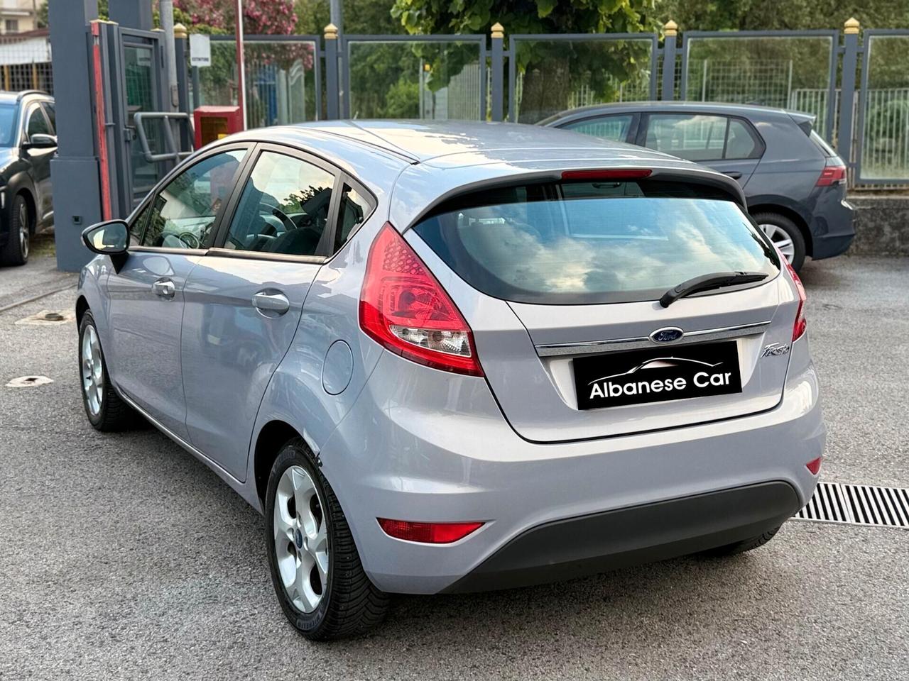 Ford Fiesta Ikon 1.4 TDCi 70CV 5 porte