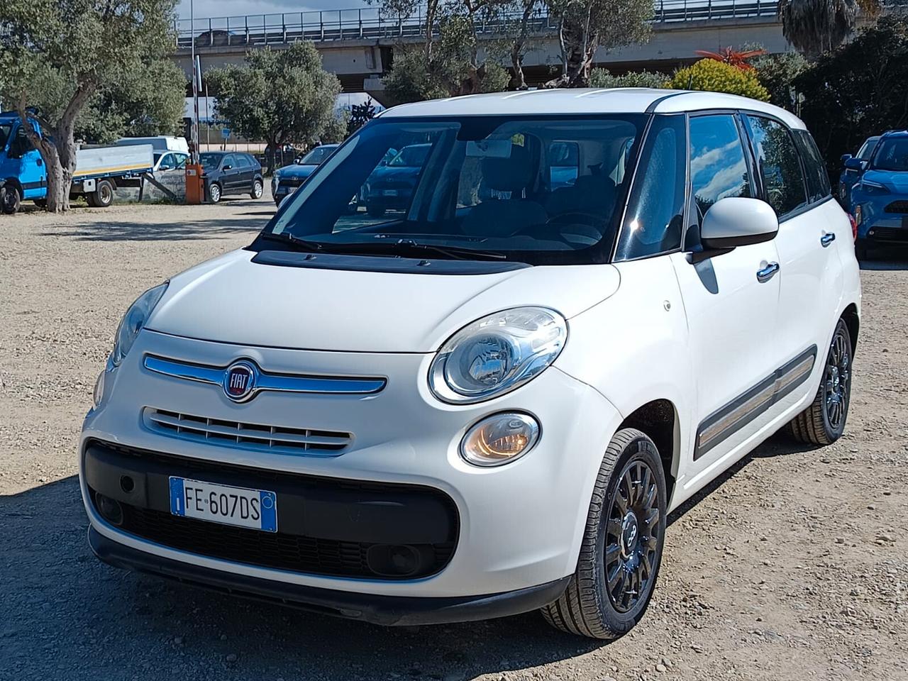 Fiat 500L Living 2016 - 1.3 MJT OK NEOP. LB AUTOMOBILI