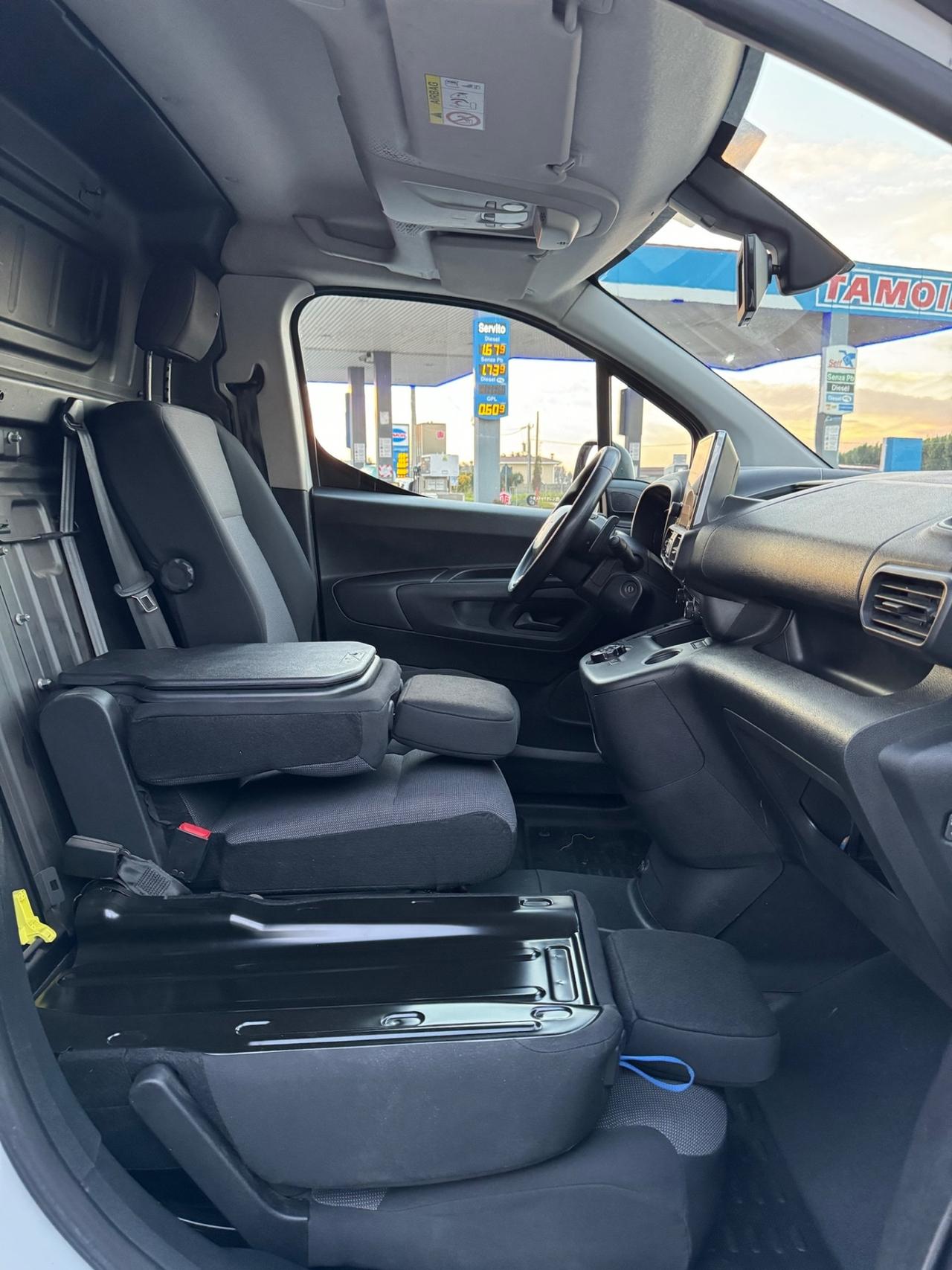Citroen Berlingo BlueHDi 130 Stop&Start EAT8 Combi M Feel