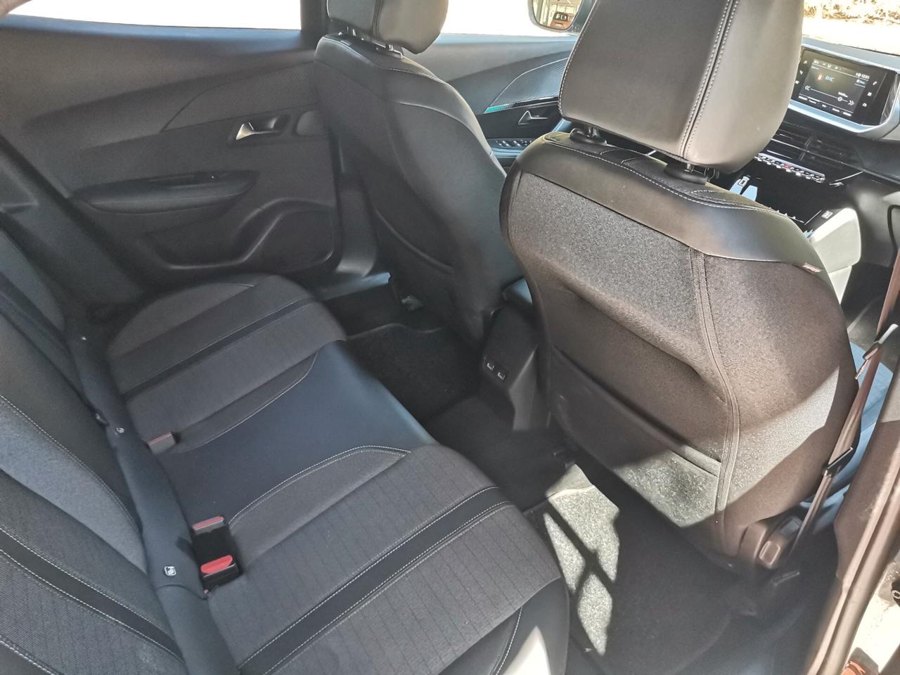 Peugeot 2008 diesel 130 S&S EAT8 Allure 2023