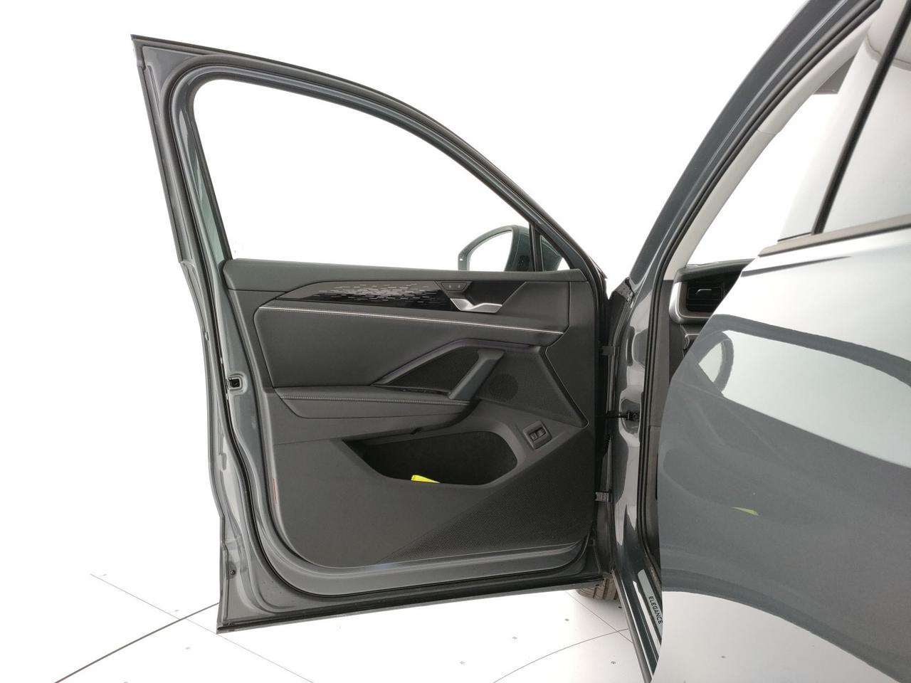 Volkswagen Tayron 1.5 etsi elegance 150cv dsg 7p.ti