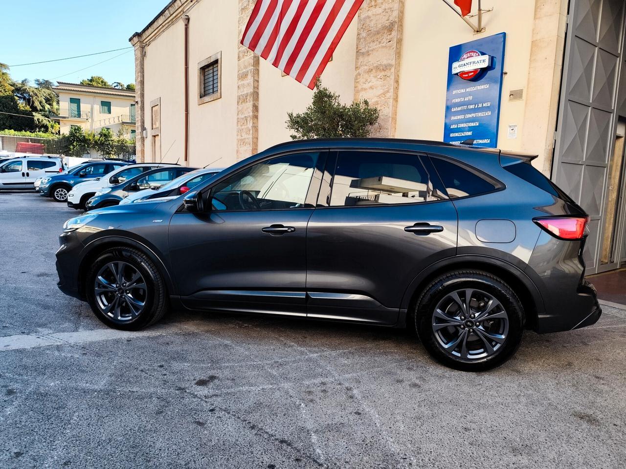 Ford Kuga 2.0 EcoBlue Hybrid 150 CV 2WD ST-Line