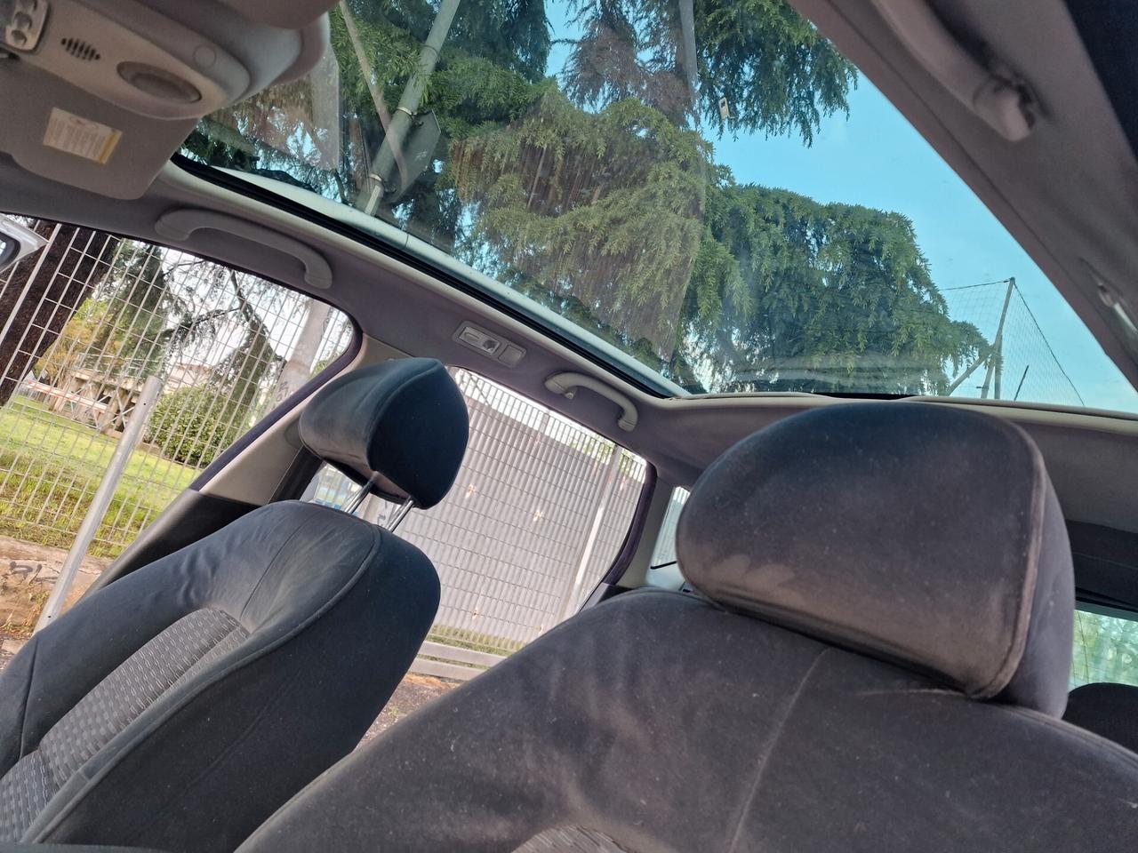 Peugeot 407 2.0 HDi Premium