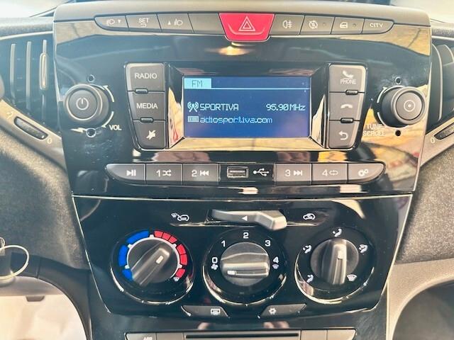 Lancia Ypsilon 1.0 FireFly 5 porte S&S Hybrid Gold