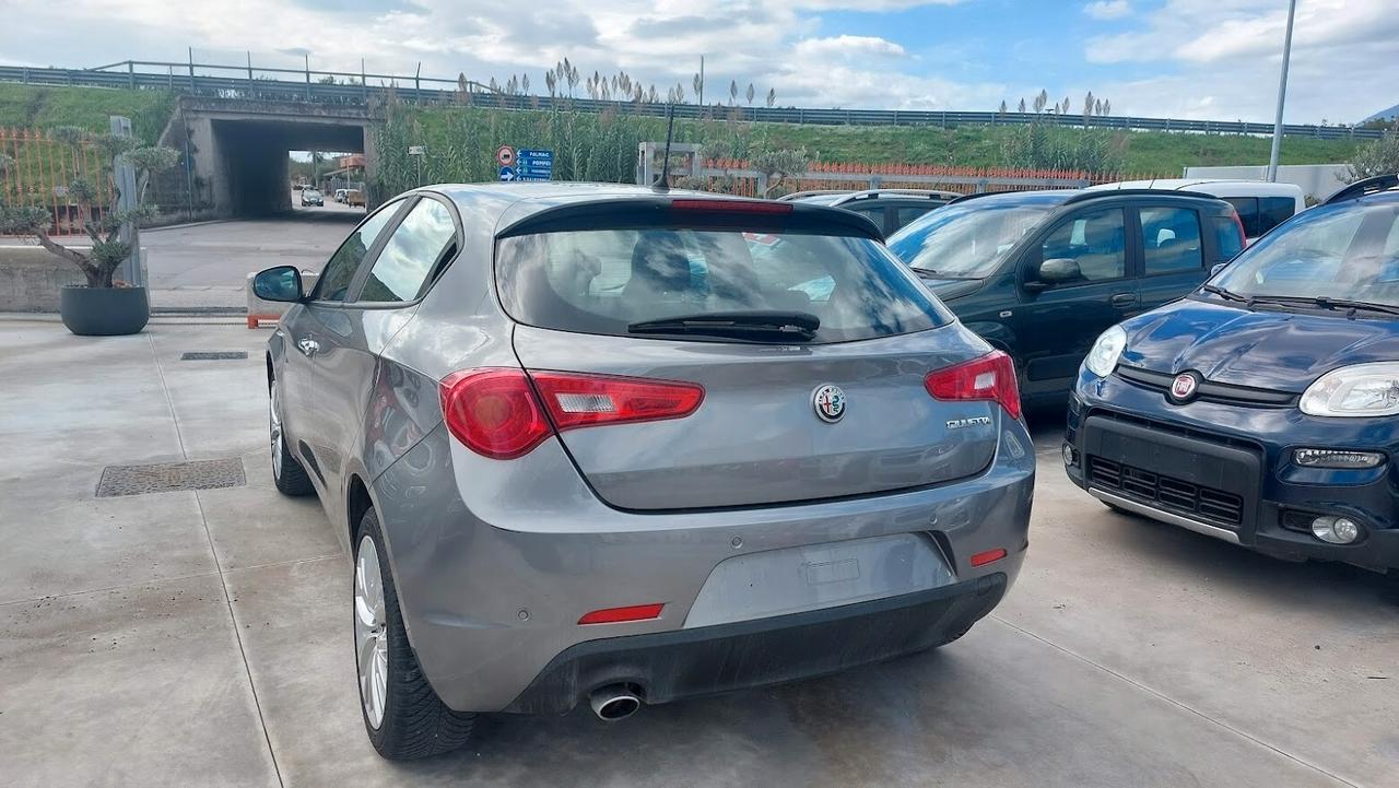 Alfa Romeo Giulietta 1.6 JTDm 120 CV