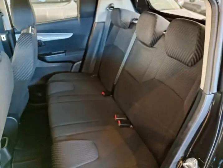 Mahindra KUV100 1.2 VVT K6+