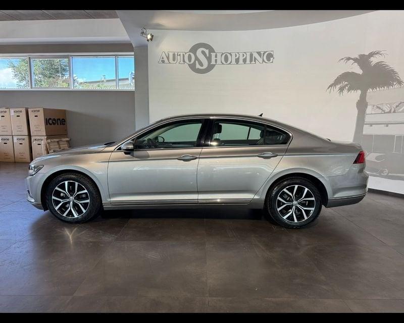 Volkswagen Passat 8ª serie 2.0 TDI DSG Highline BlueMotion Technology