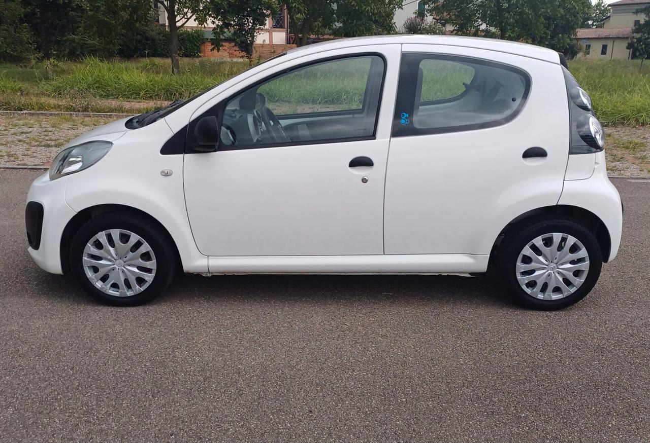 Citroen C1 1.0 5 porte DeeJay ANNO 2013