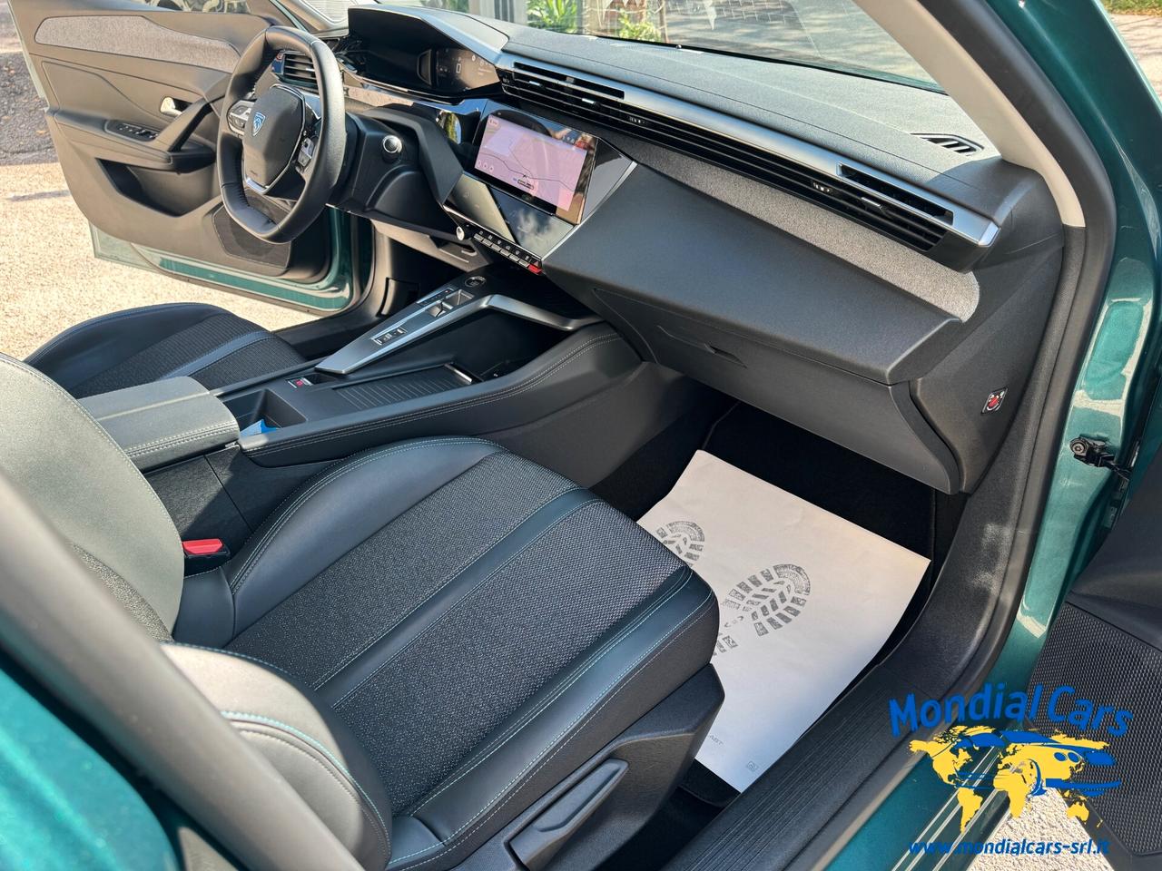 Peugeot 308 BlueHDi 130 S&S EAT8 SW Allure