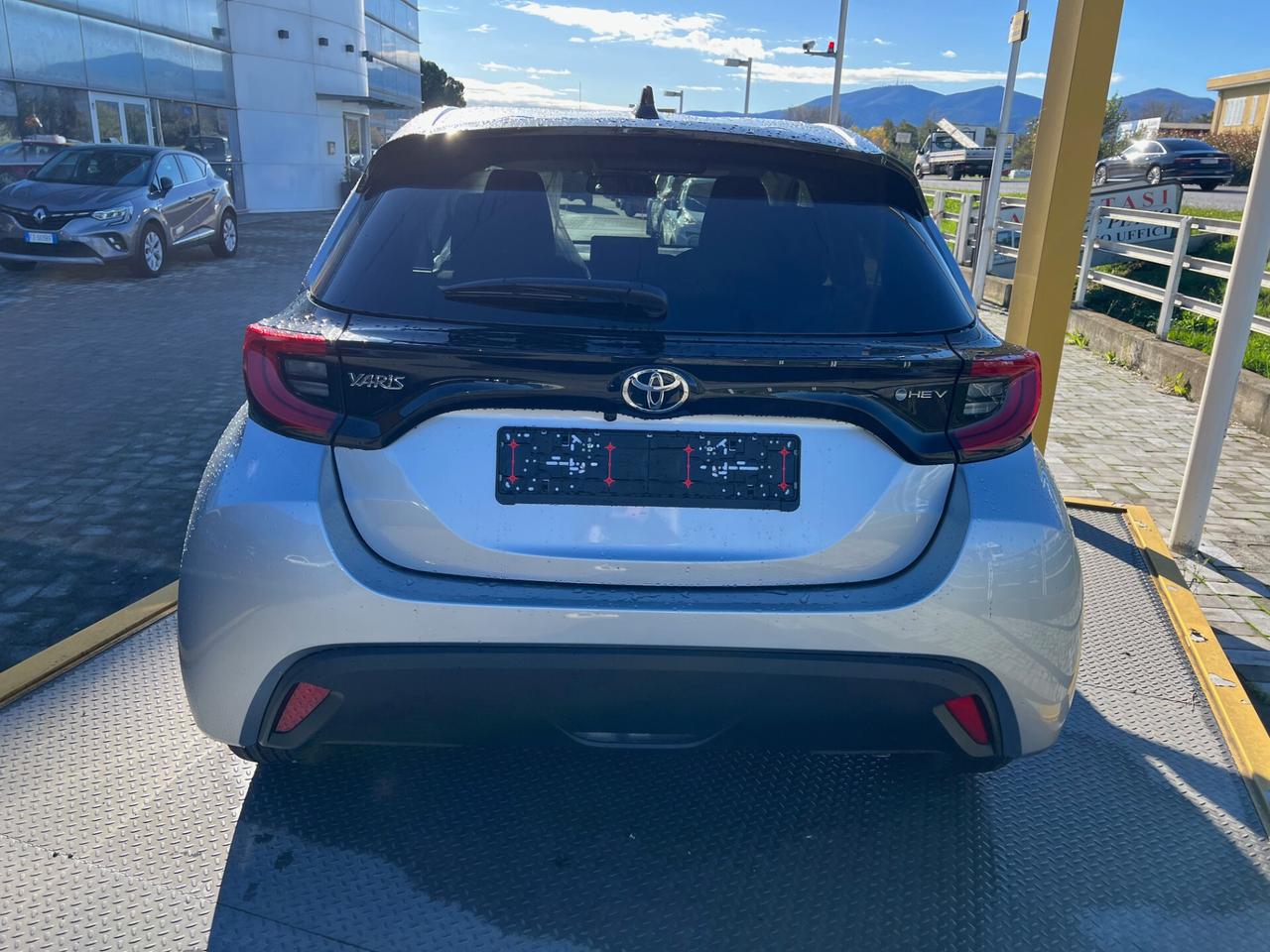 Toyota Yaris 1.5 Hybrid 5 porte Trend