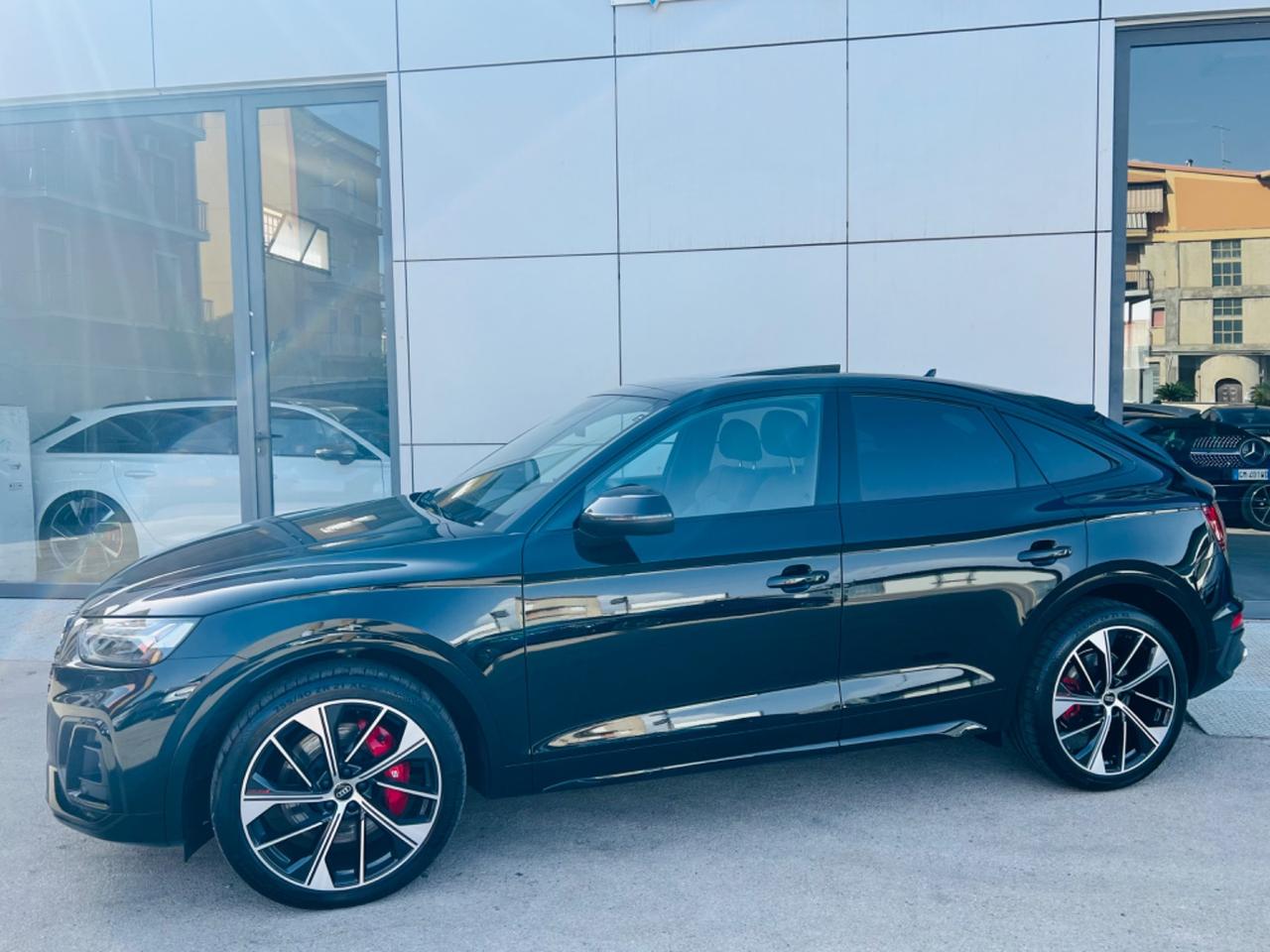 Audi SQ5 SPB 3.0 TDi 341cv - anno 2023 - listino €107.000 - prezzo €74.900