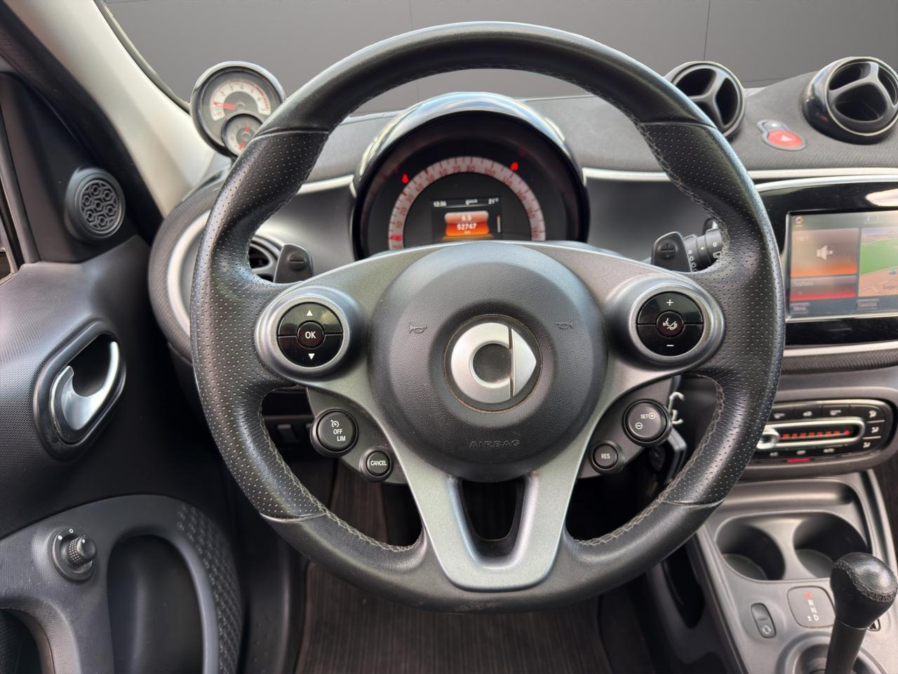 Smart forfour 0.9 t Passion 90cv - Unipro - Promo Finanziamento - Cerchi 16" - Schermo - Retrocamera