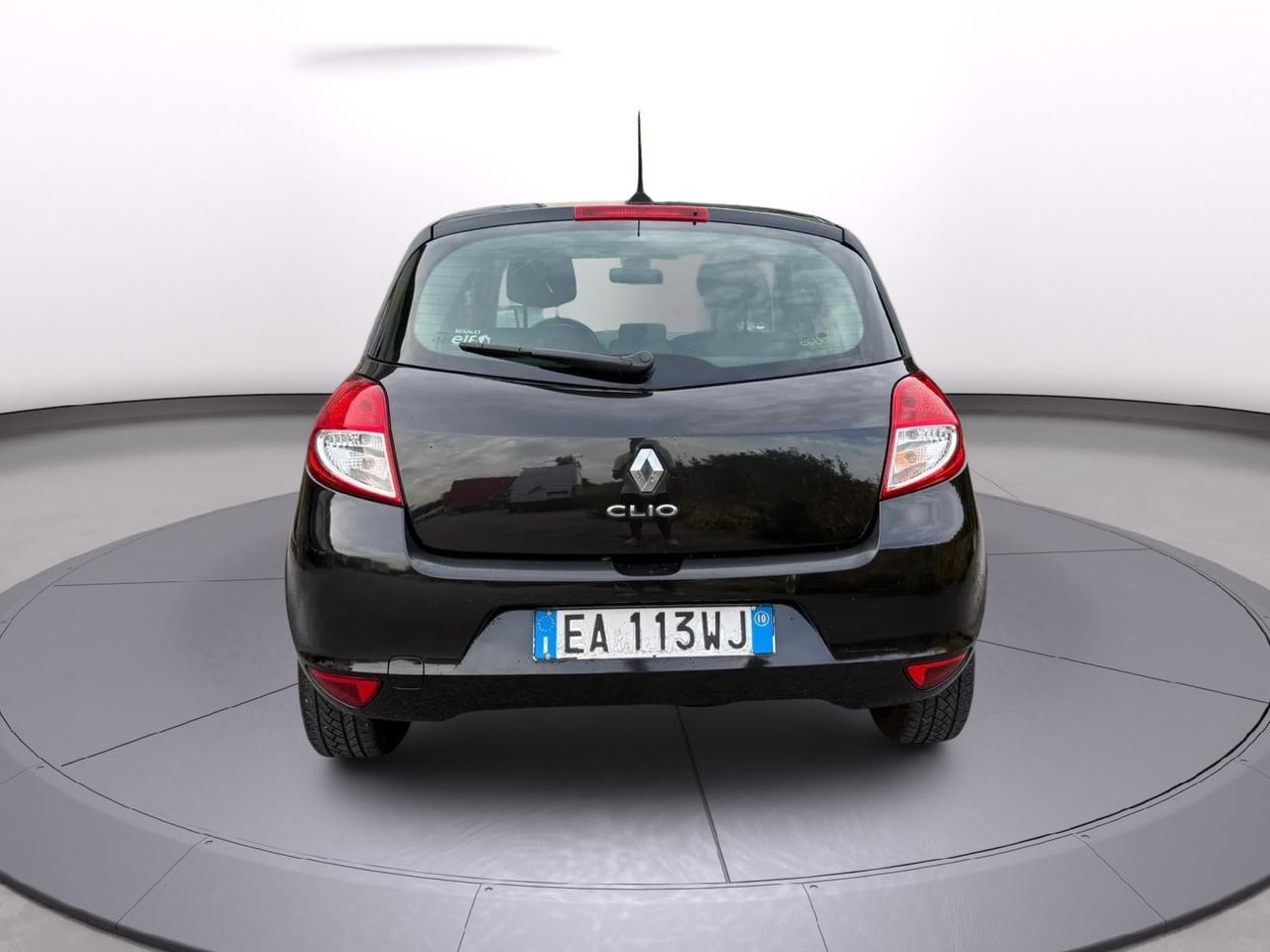 Renault Clio 1.2 benzina anno 2010 neo patentati