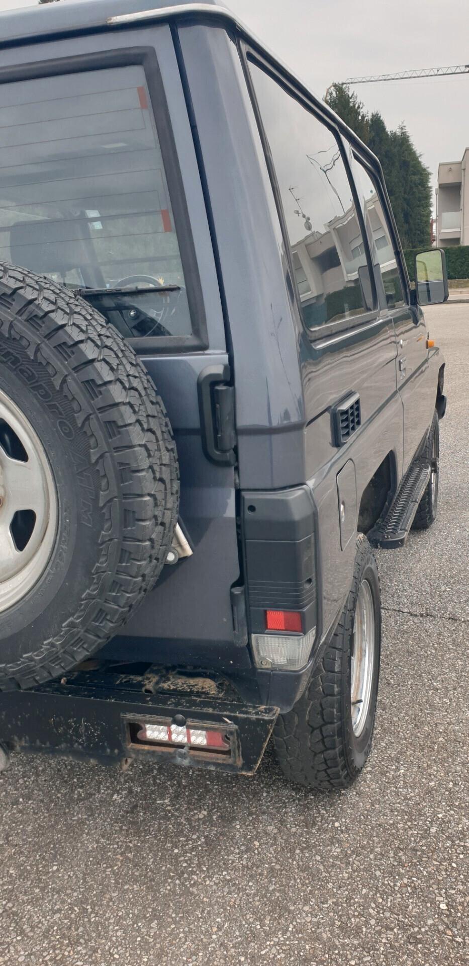 Toyota Land Cruiser 2446 TURBO DIESEL