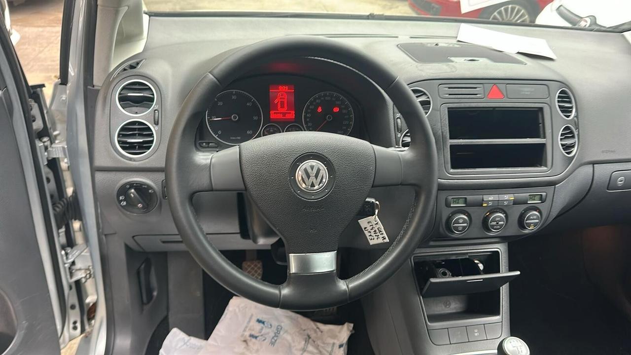 VOLKSWAGEN GOLF 1,9 DIESEL 105CV 2014