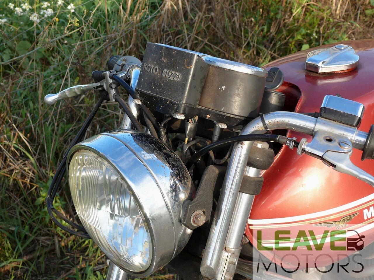 Moto Guzzi V7 SPORT (M1225)