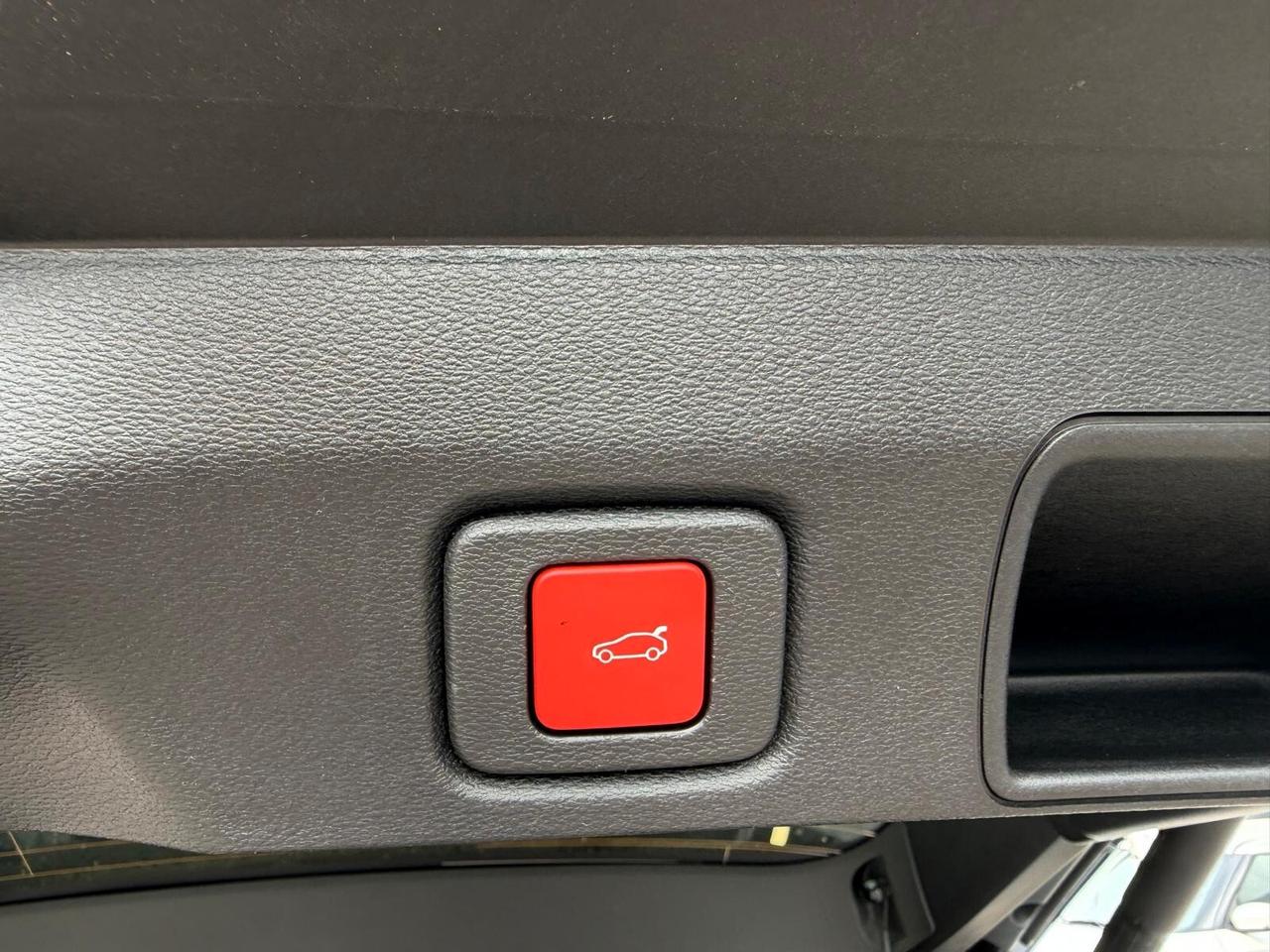 Jeep Compass 1.2 turbo e-hybrid mhev First Edition fwd 145cv edct6