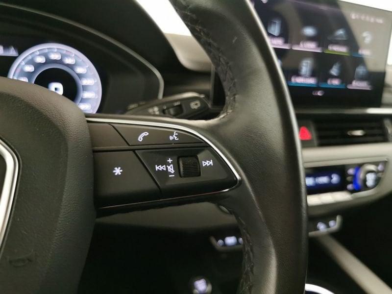 Audi A4 allroad 40 2.0 tdi mhev Identity Contrast quattro 204cv s-tronic