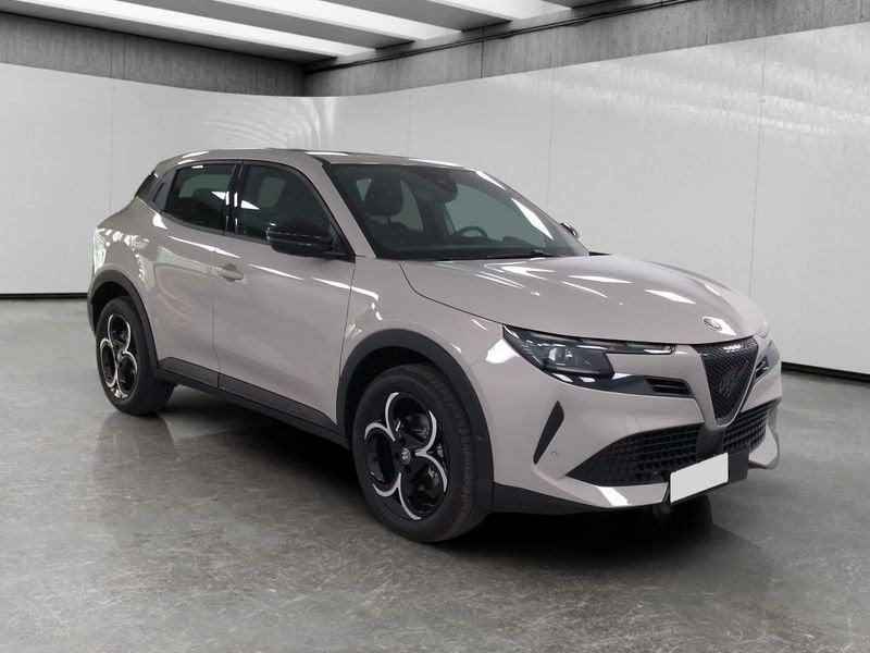 Alfa Romeo Junior 1.2 ibrida 145cv edct6