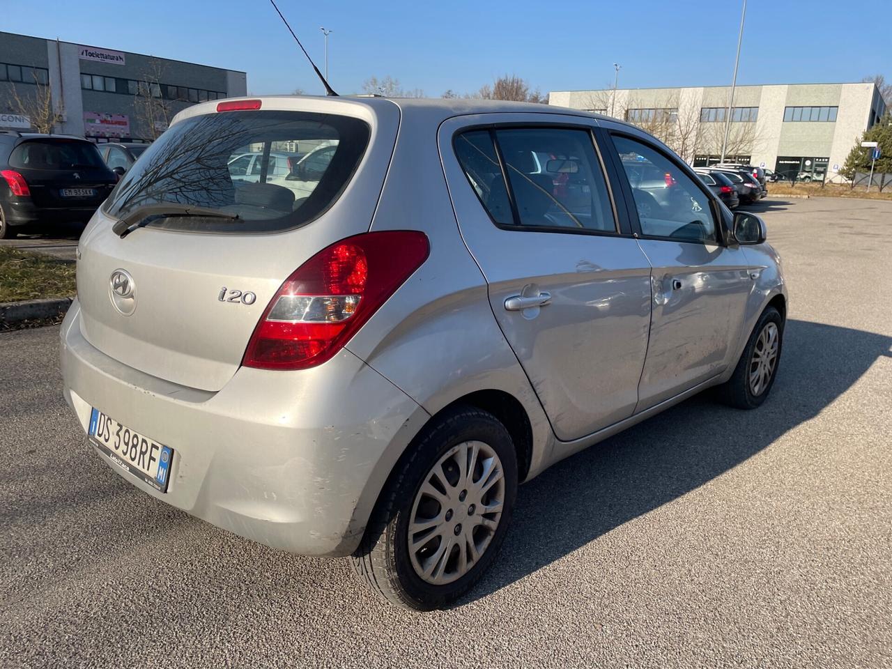 Hyundai i20 1.2 5p. Comfort*Neopatentati*XCommercianti*