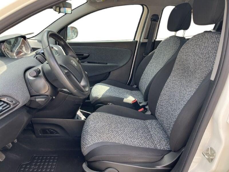 Lancia Ypsilon III 2021 1.0 hybrid Silver s&s 70cv