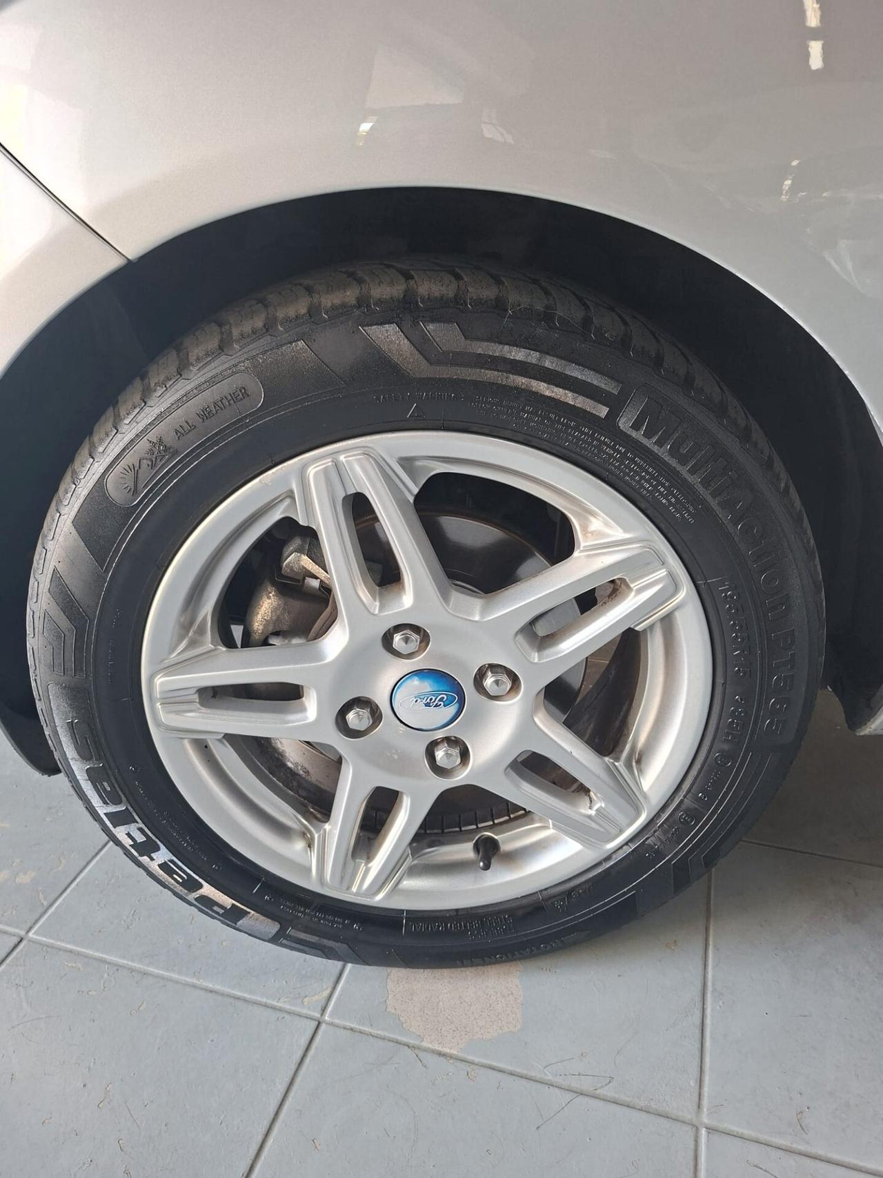 Ford Fiesta 1.5 TDCi 75CV 5 porte Titanium