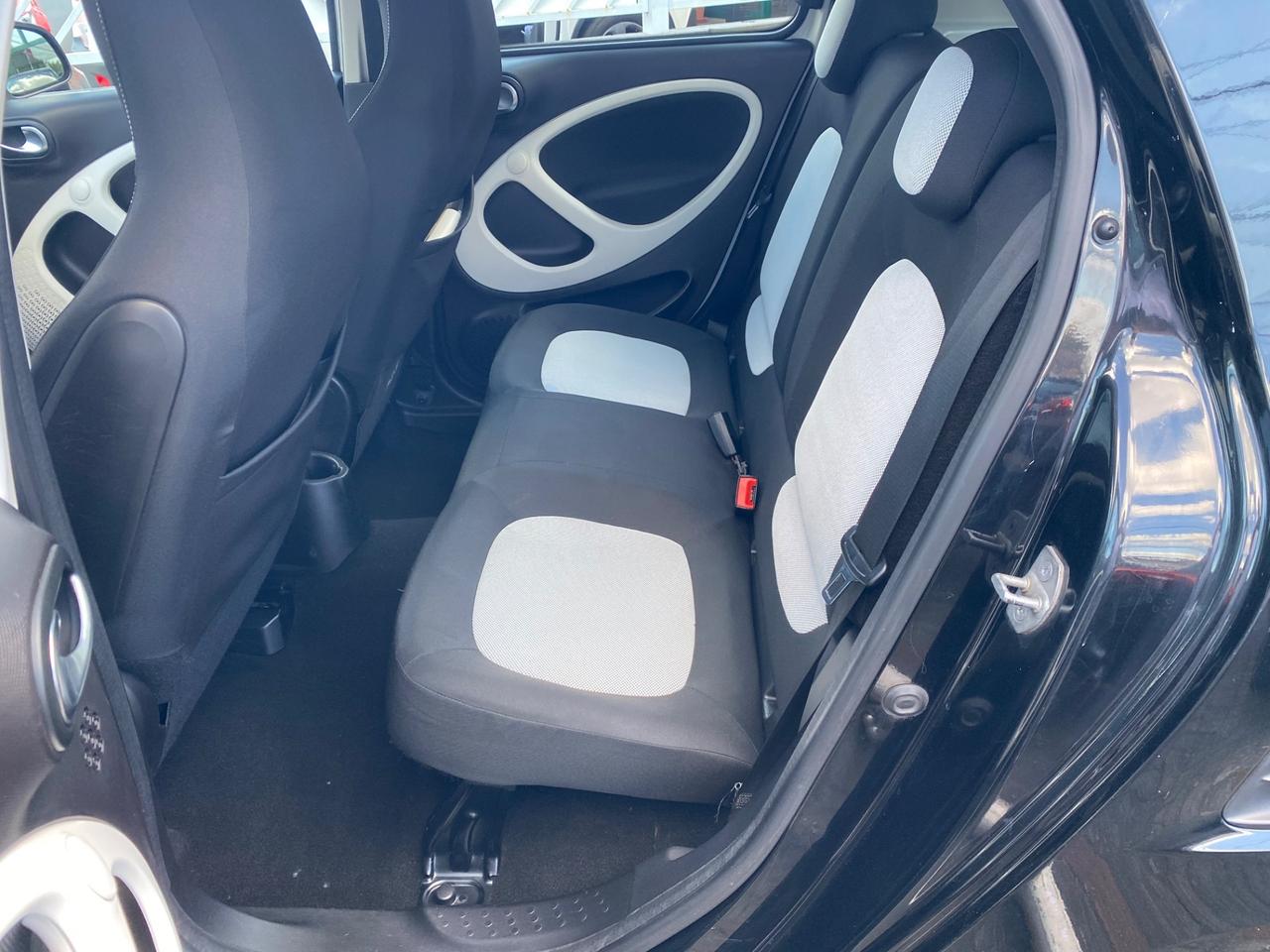Smart ForFour 70 1.0 Passion