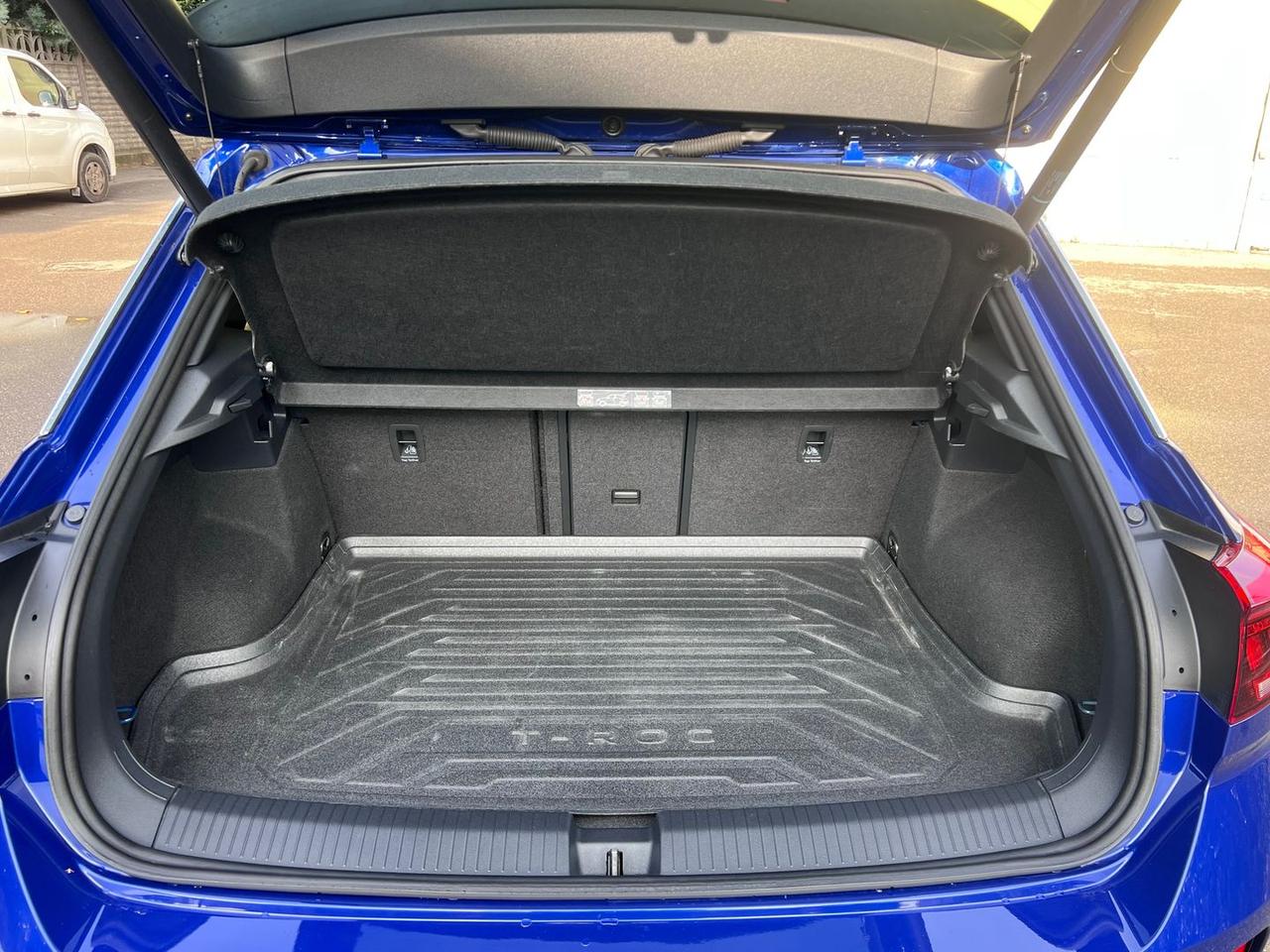 Volkswagen T-Roc 2.0 TSI R R Line #7984