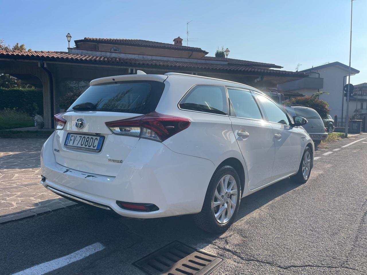 Toyota Auris 1.8 hybrid