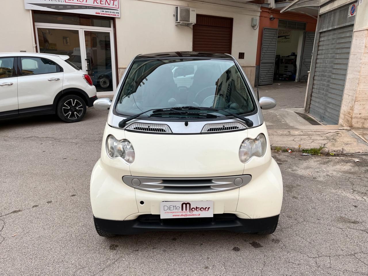 Smart ForTwo 700 Coupé Passion Cambio Automatico (45 kW)